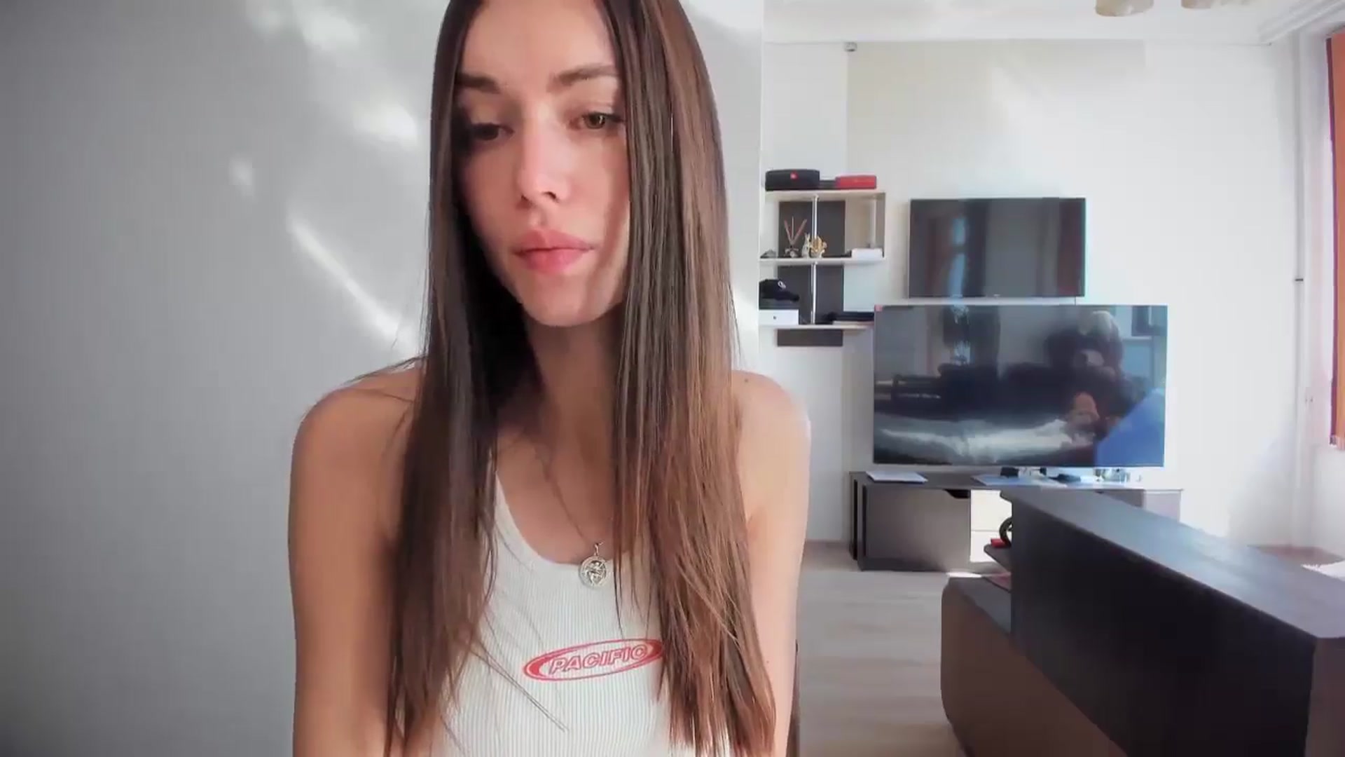 Gallery image thumbnail from laurensaenz's myfreecams stream on, 04/28/2025, 07:03 image 9 of 20