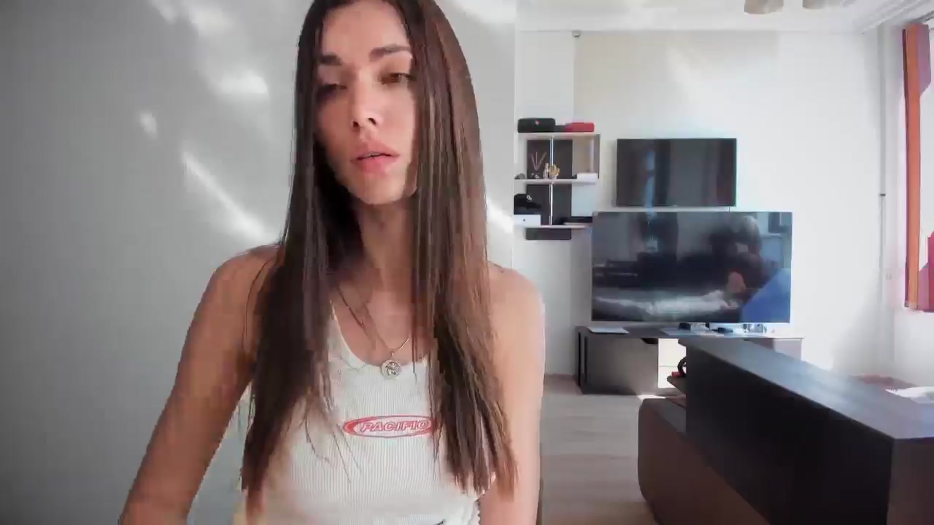 Gallery image thumbnail from laurensaenz's myfreecams stream on, 04/28/2025, 07:03 image 8 of 20