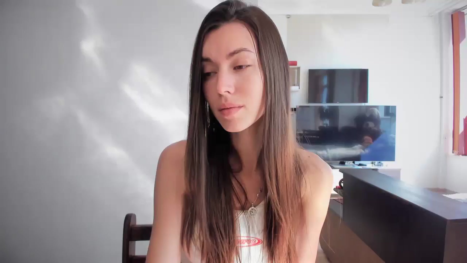 Gallery image thumbnail from laurensaenz's myfreecams stream on, 04/28/2025, 07:03 image 1 of 20