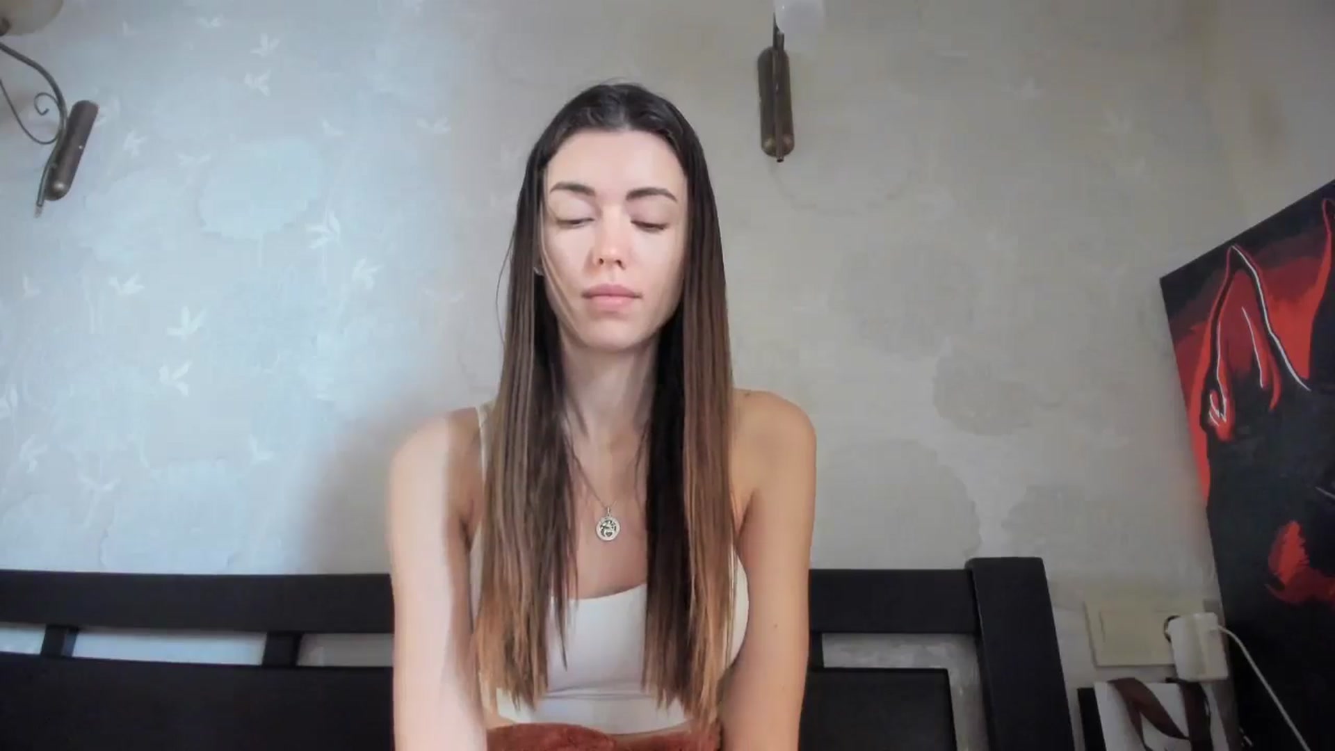 Gallery image thumbnail from laurensaenz's myfreecams stream on, 05/26/2025, 08:27 image 15 of 20