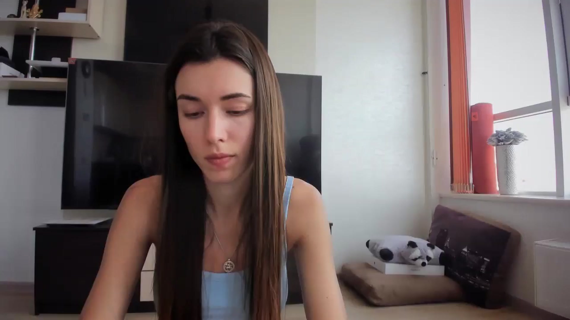 Gallery image thumbnail from laurensaenz's myfreecams stream on, 06/03/2025, 10:18 image 1 of 20