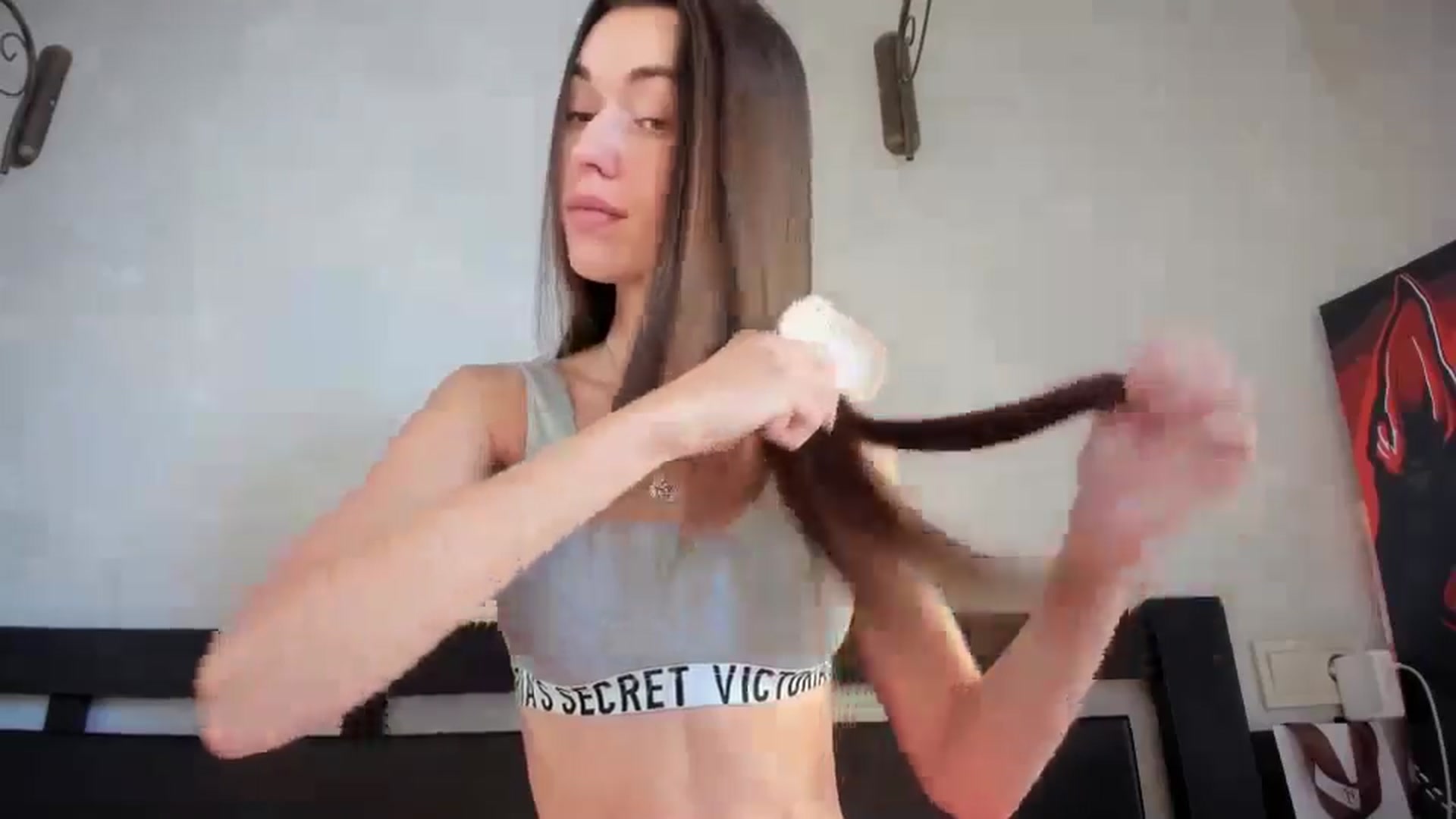 Gallery image thumbnail from laurensaenz's myfreecams stream on, 06/04/2025, 04:41 image 2 of 20