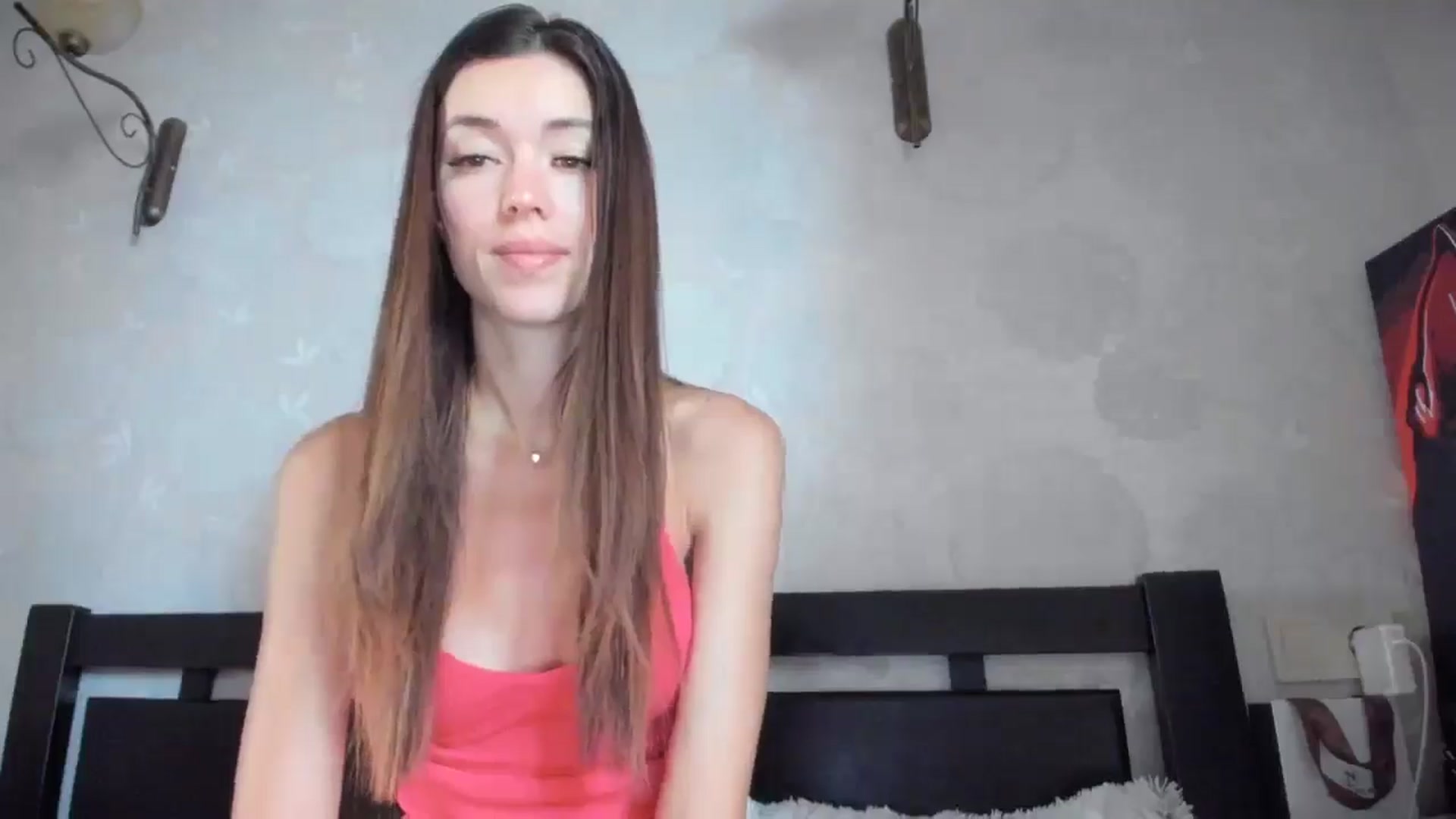 Gallery image thumbnail from laurensaenz's myfreecams stream on, 06/20/2025, 04:38 image 7 of 20