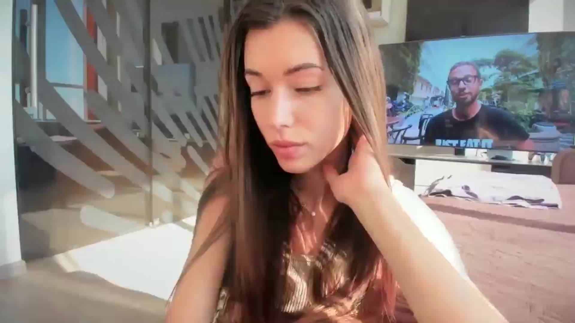 Gallery image thumbnail from laurensaenz's myfreecams stream on, 07/03/2025, 06:29 image 1 of 20