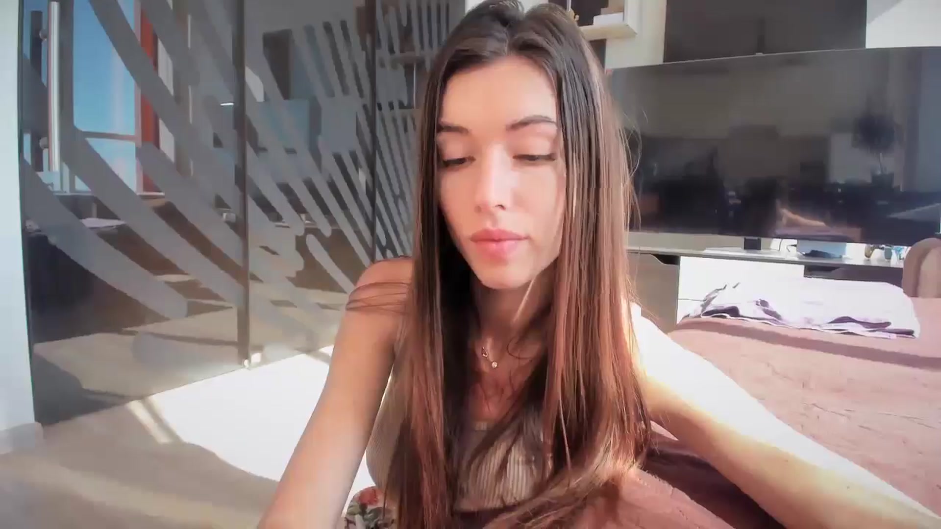 Gallery image thumbnail from laurensaenz's myfreecams stream on, 07/03/2025, 06:29 image 5 of 20