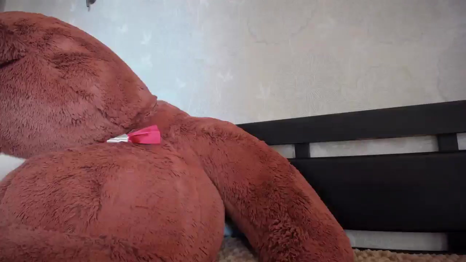 Gallery image thumbnail from laurensaenz's myfreecams stream on, 07/06/2025, 06:59 image 9 of 20