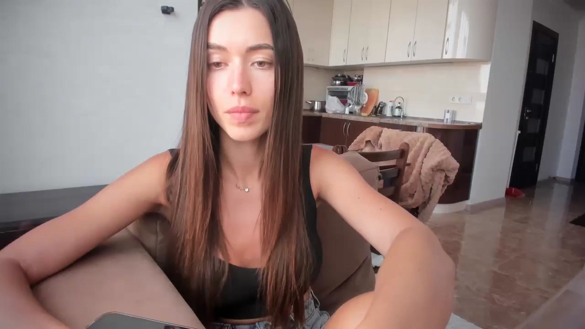 Gallery image thumbnail from laurensaenz's myfreecams stream on, 07/16/2025, 14:52 image 12 of 20