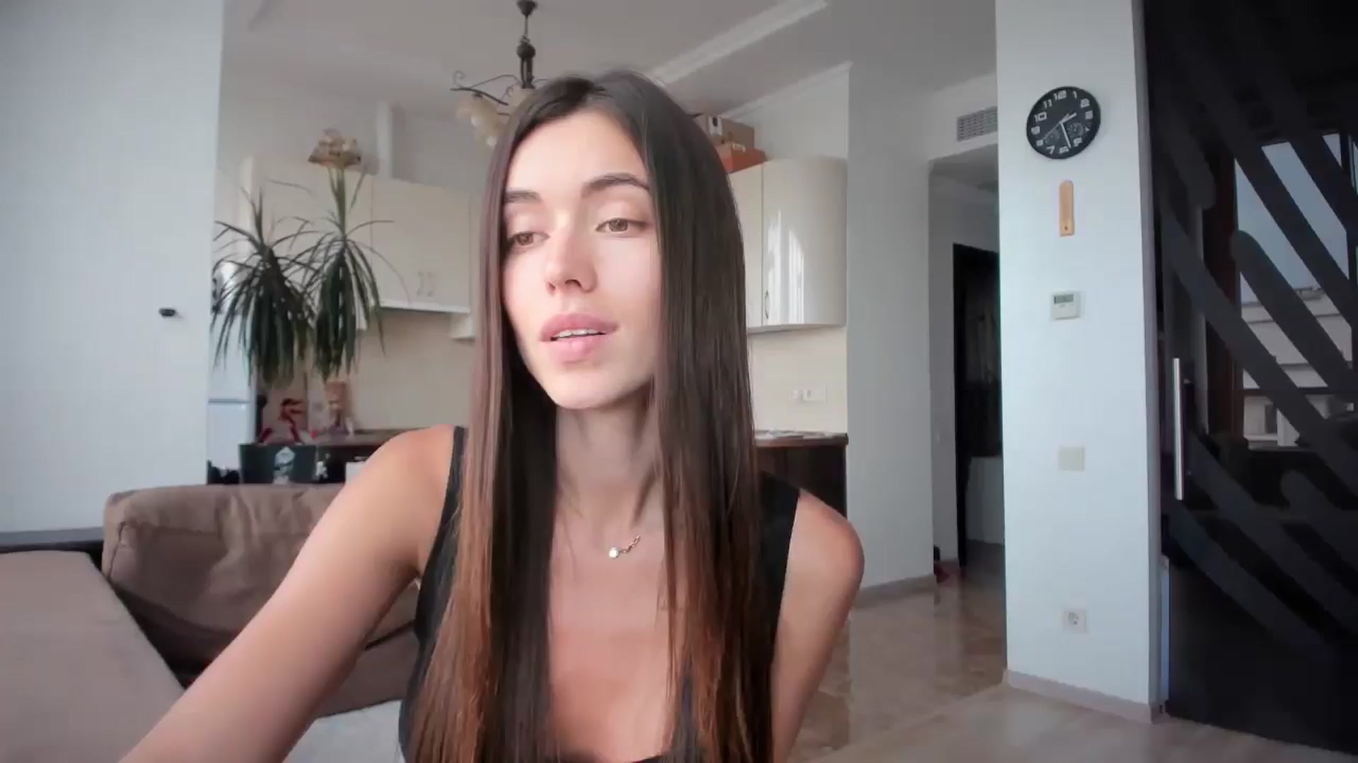 Gallery image thumbnail from laurensaenz's myfreecams stream on, 07/17/2025, 11:34 image 11 of 20