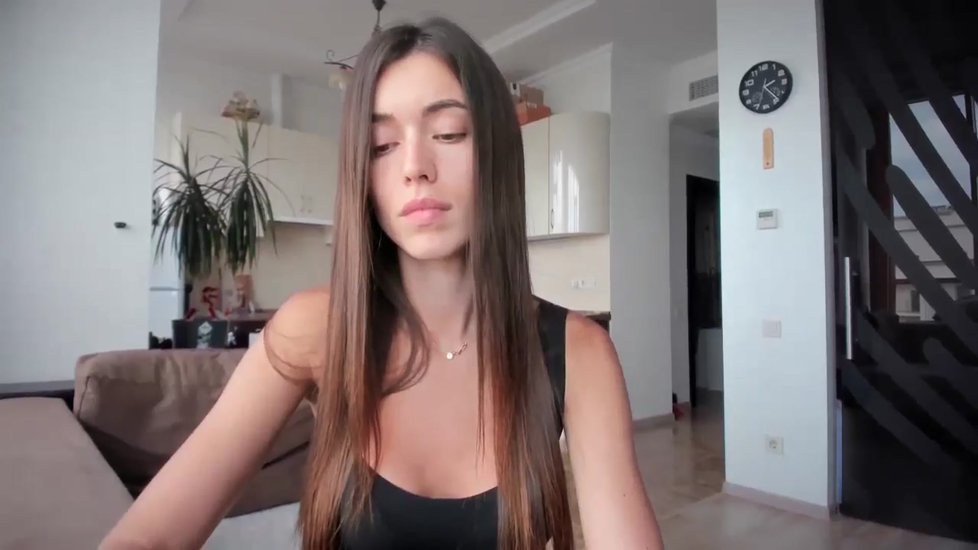 Gallery image thumbnail from laurensaenz's myfreecams stream on, 07/17/2025, 11:34 image 5 of 20