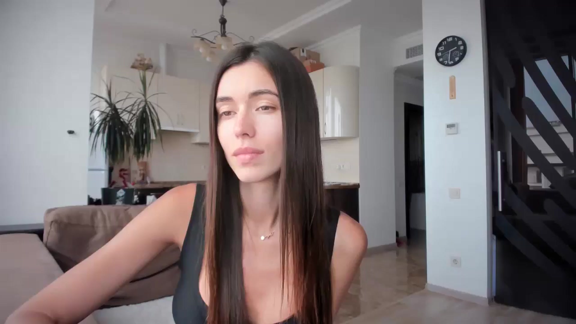 Gallery image thumbnail from laurensaenz's myfreecams stream on, 07/17/2025, 11:34 image 17 of 20