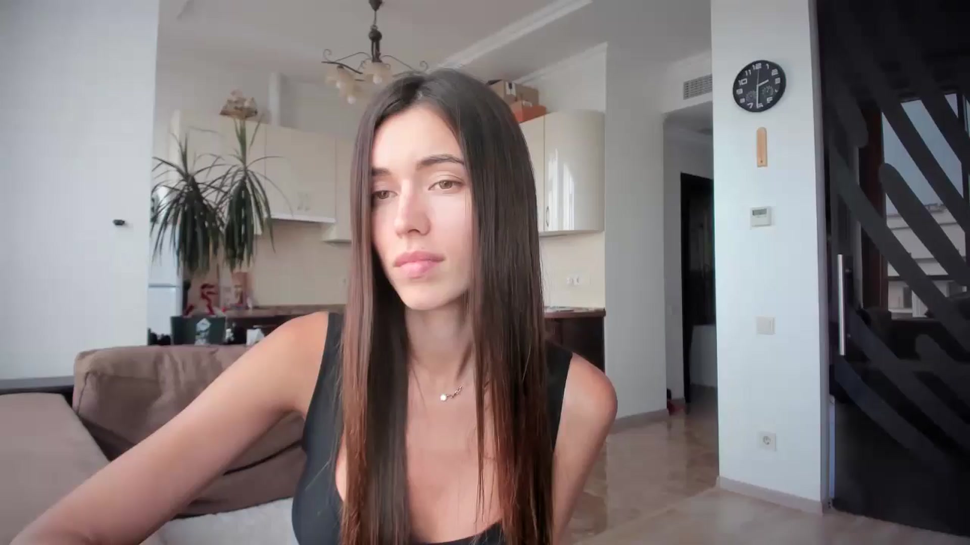 Gallery image thumbnail from laurensaenz's myfreecams stream on, 07/17/2025, 11:34 image 16 of 20