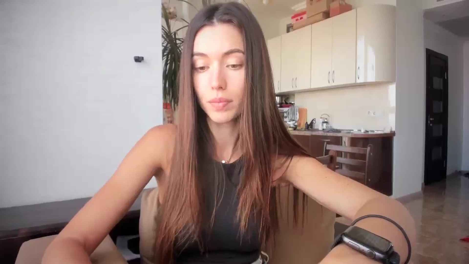 Gallery image thumbnail from laurensaenz's myfreecams stream on, 07/18/2025, 13:08 image 8 of 20