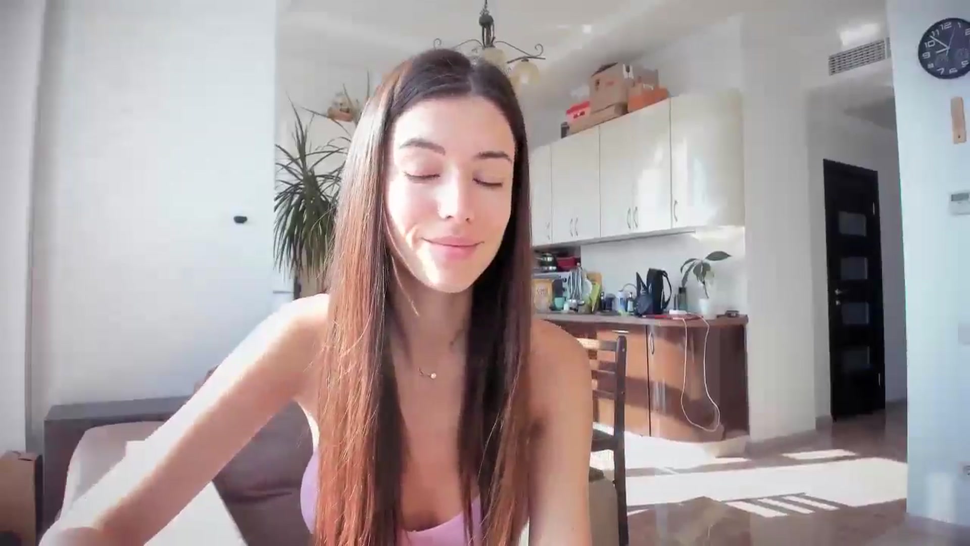 Gallery image thumbnail from laurensaenz's myfreecams stream on, 07/24/2025, 07:02 image 2 of 20