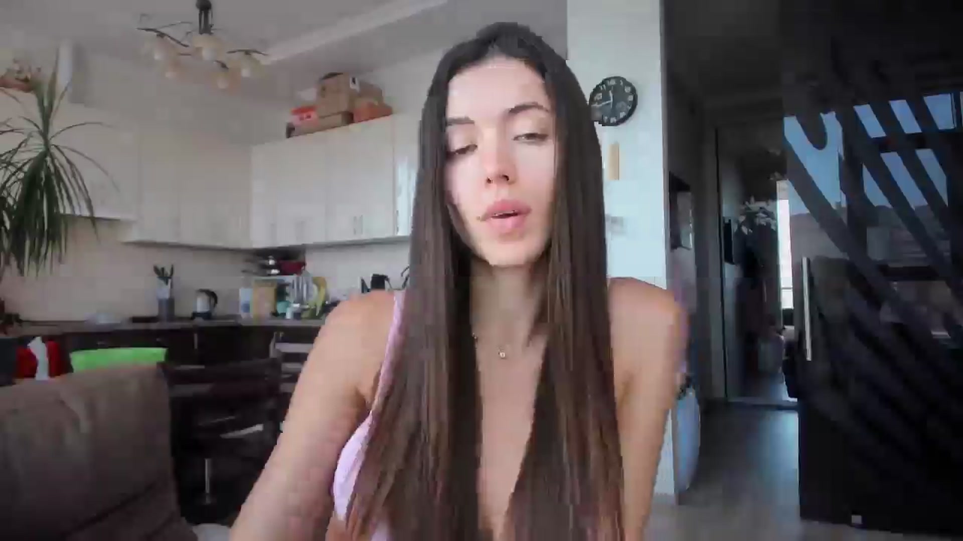 Gallery image thumbnail from laurensaenz's myfreecams stream on, 07/24/2025, 09:10 image 9 of 20