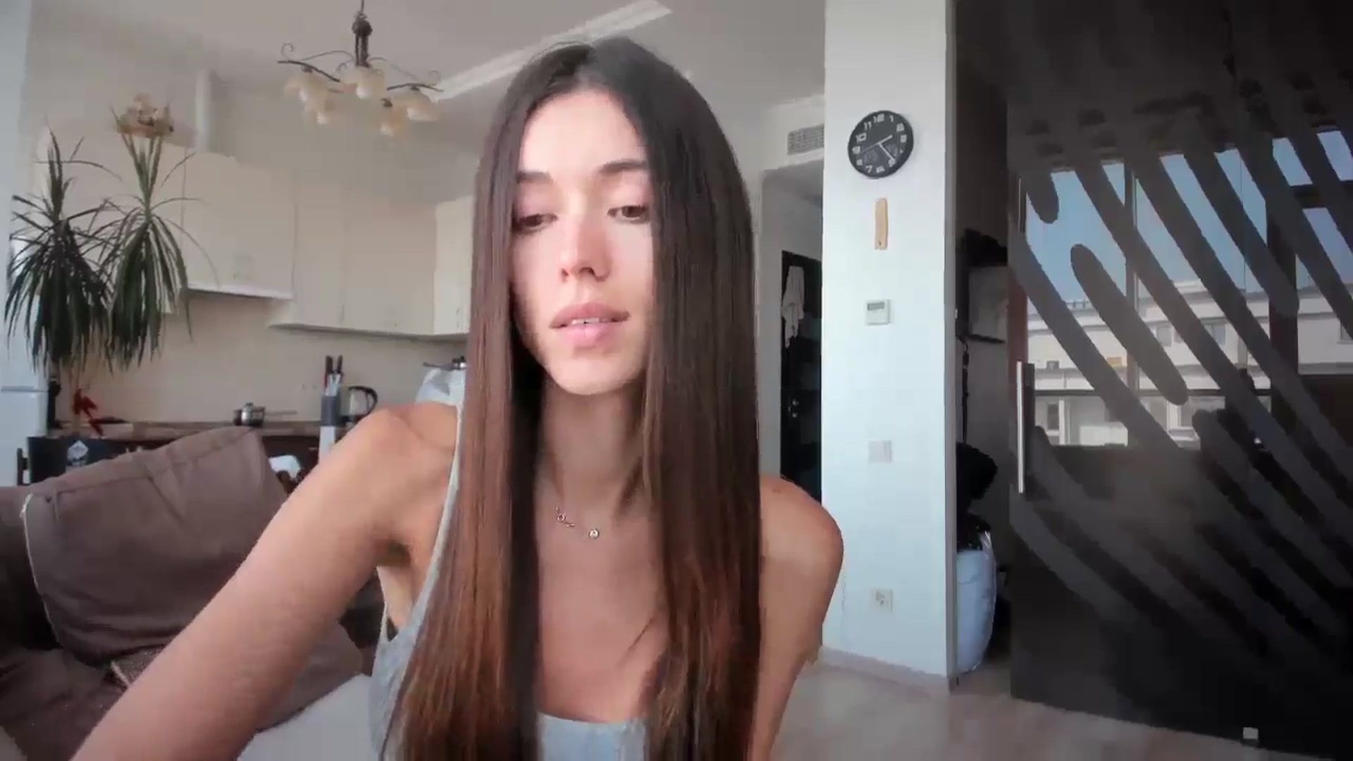 Gallery image thumbnail from laurensaenz's myfreecams stream on, 07/29/2025, 12:04 image 8 of 20