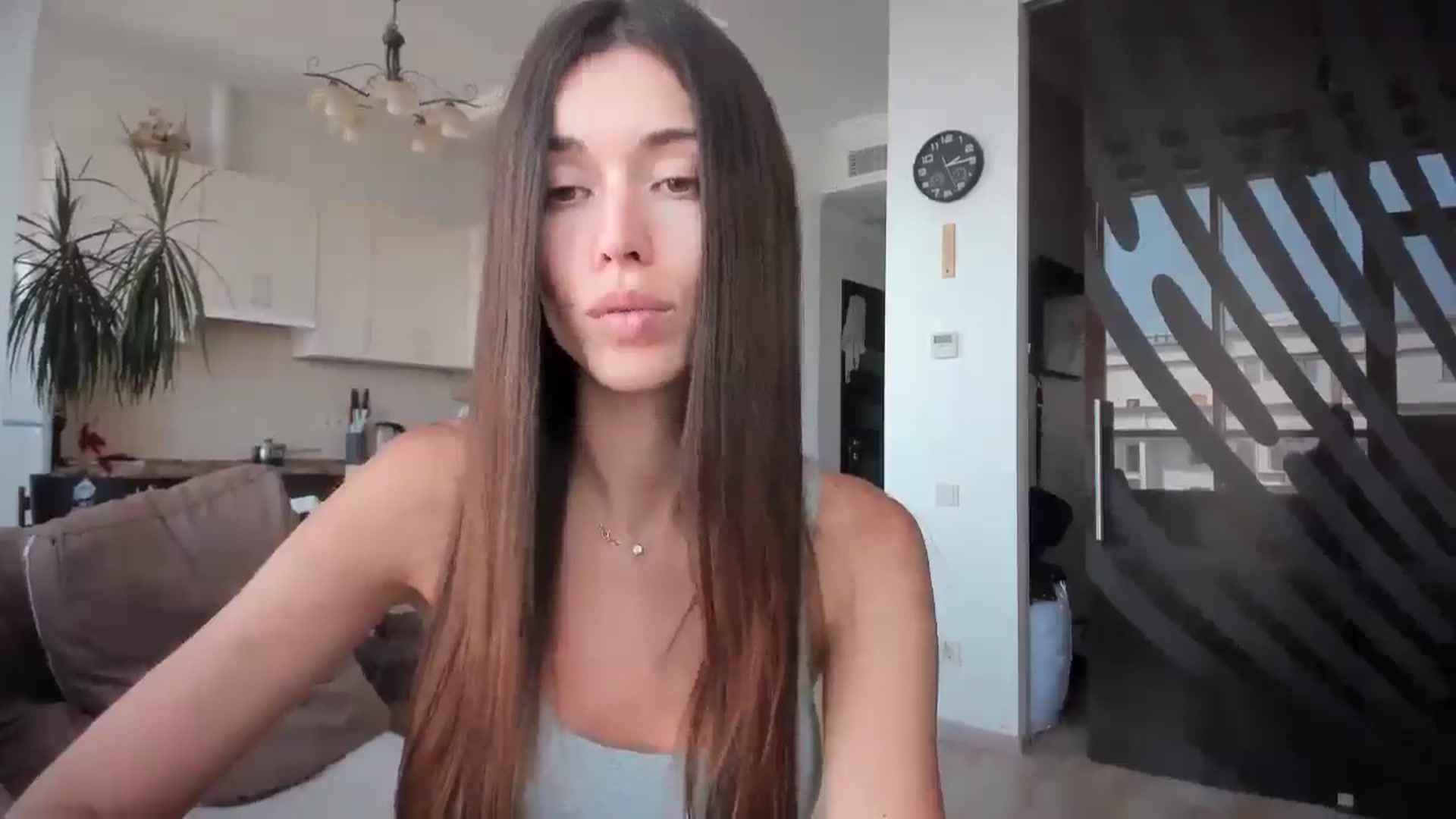 Gallery image thumbnail from laurensaenz's myfreecams stream on, 07/29/2025, 12:04 image 5 of 20