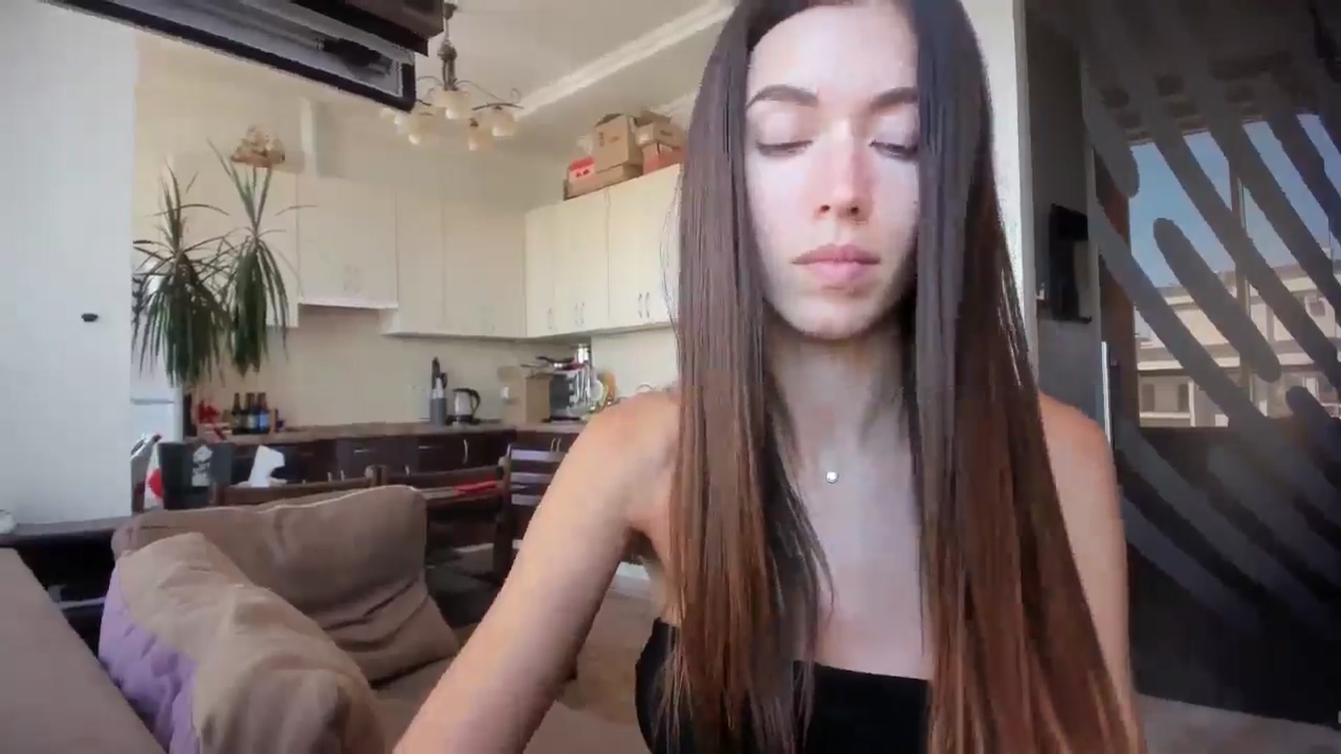 Gallery image thumbnail from laurensaenz's myfreecams stream on, 07/31/2025, 11:23 image 13 of 20