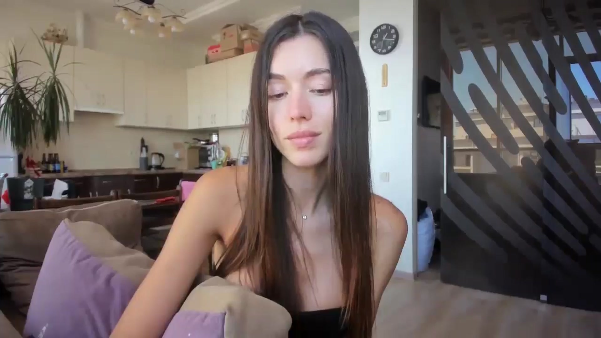 Gallery image thumbnail from laurensaenz's myfreecams stream on, 07/31/2025, 11:23 image 3 of 20