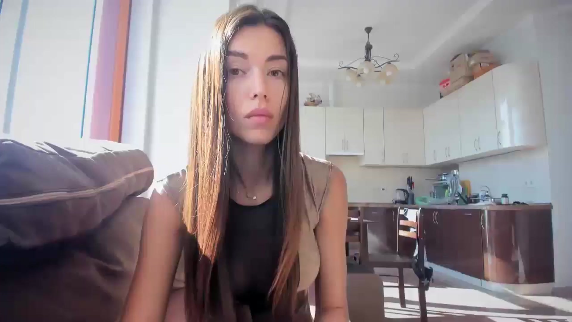Gallery image thumbnail from laurensaenz's myfreecams stream on, 08/05/2025, 06:27 image 8 of 20