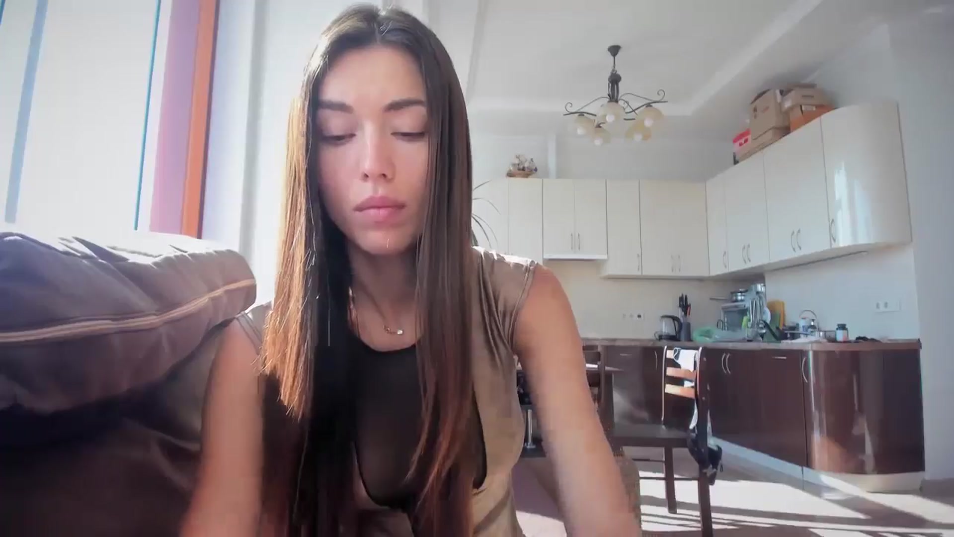 Gallery image thumbnail from laurensaenz's myfreecams stream on, 08/05/2025, 06:27 image 12 of 20