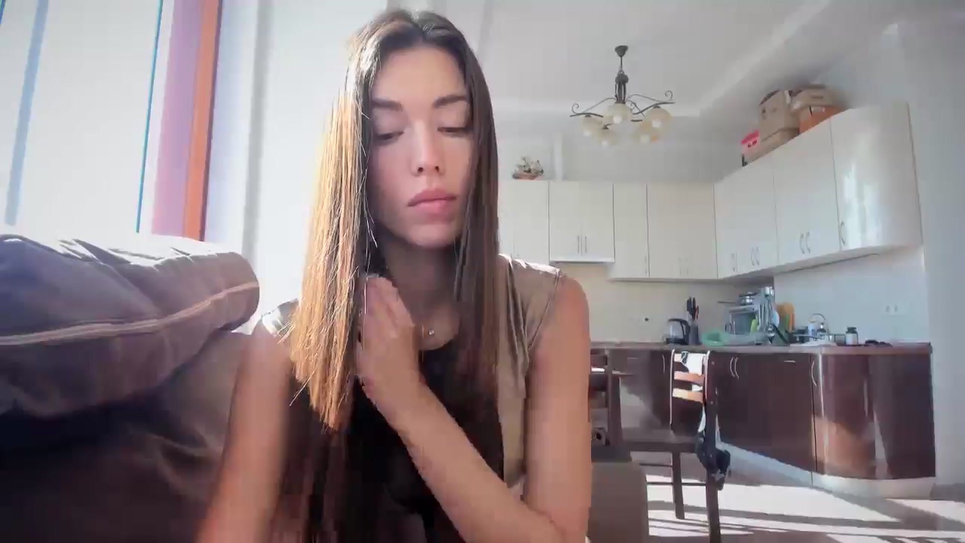Gallery image thumbnail from laurensaenz's myfreecams stream on, 08/05/2025, 06:27 image 4 of 20