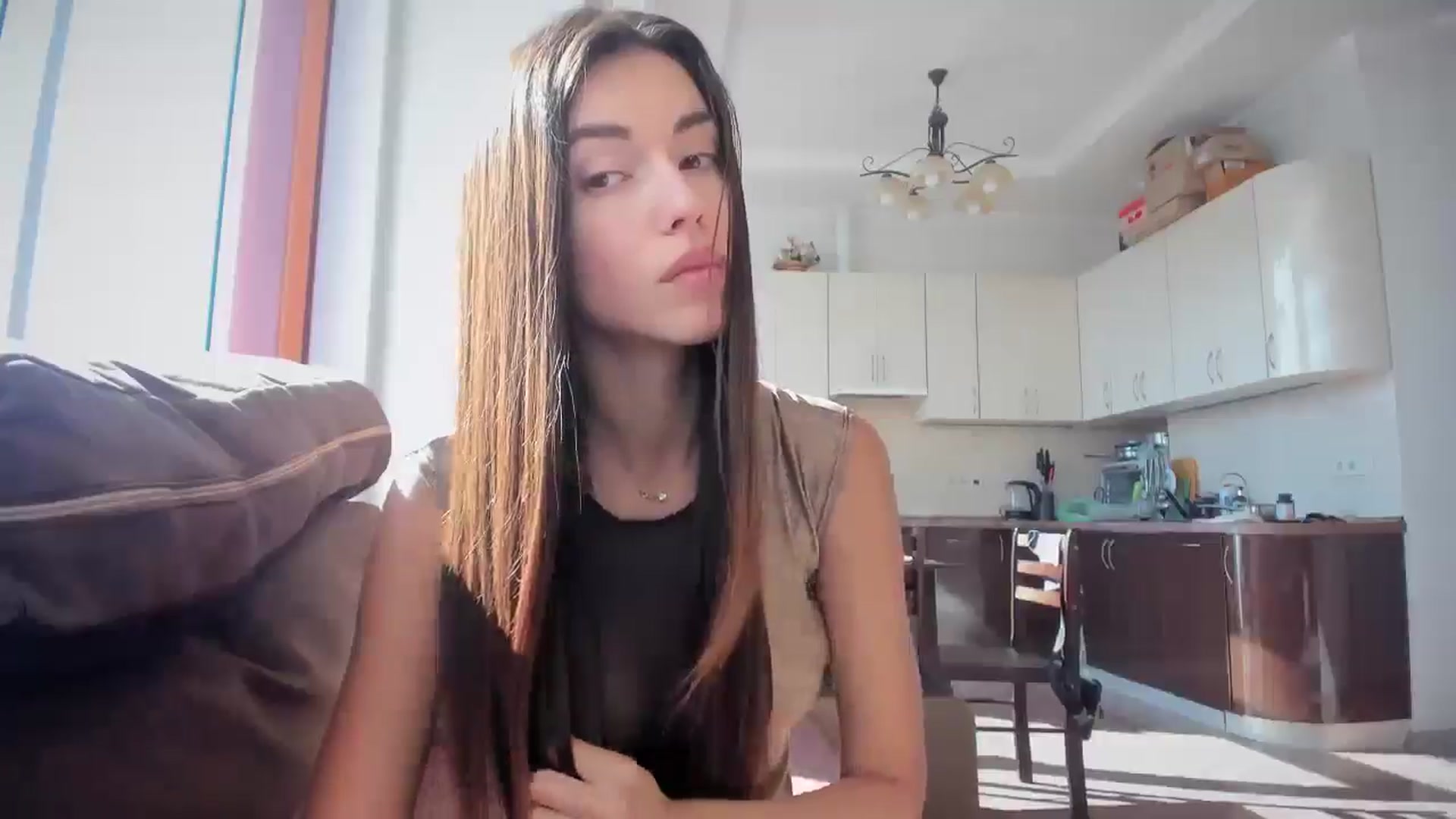 Gallery image thumbnail from laurensaenz's myfreecams stream on, 08/05/2025, 06:27 image 6 of 20