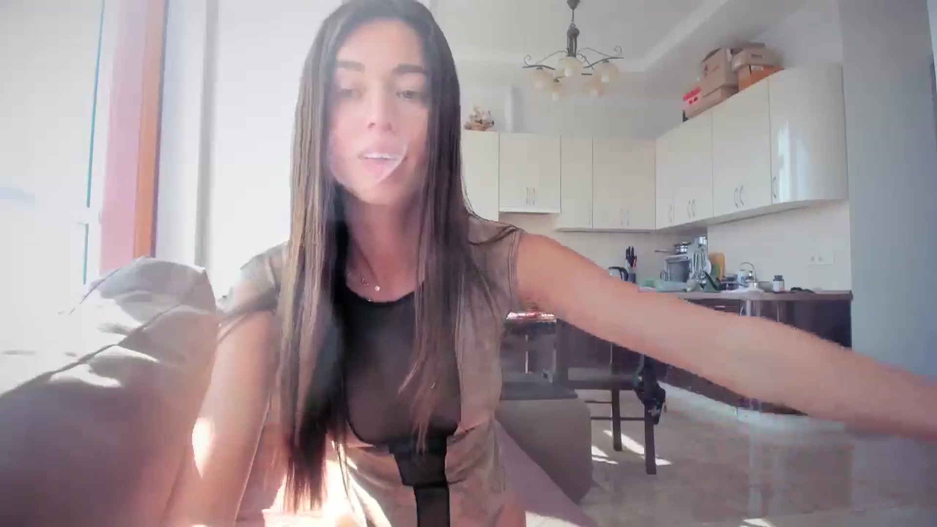 Gallery image thumbnail from laurensaenz's myfreecams stream on, 08/05/2025, 07:29 image 9 of 20