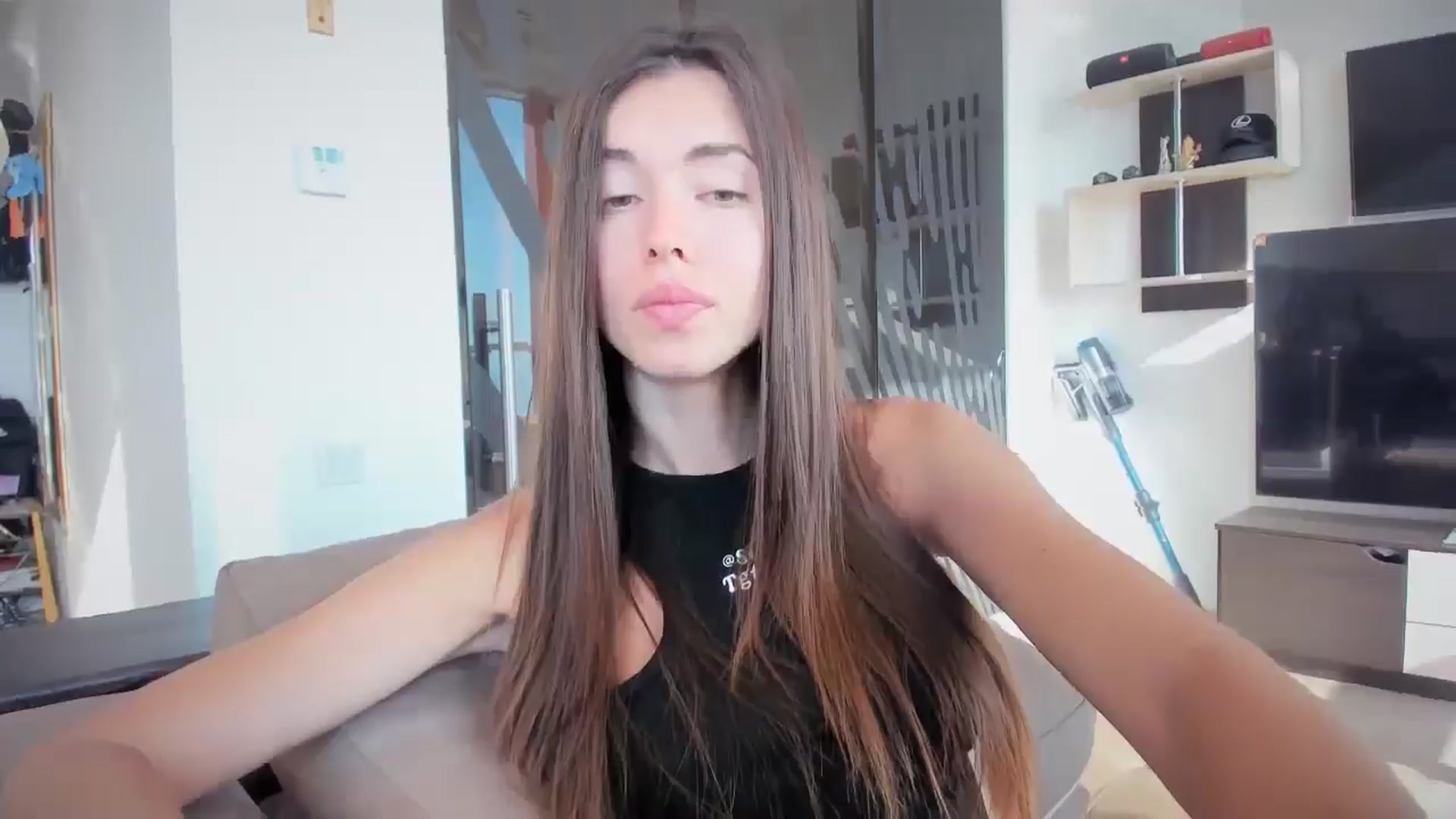 Gallery image thumbnail from laurensaenz's myfreecams stream on, 08/14/2025, 06:27 image 4 of 20