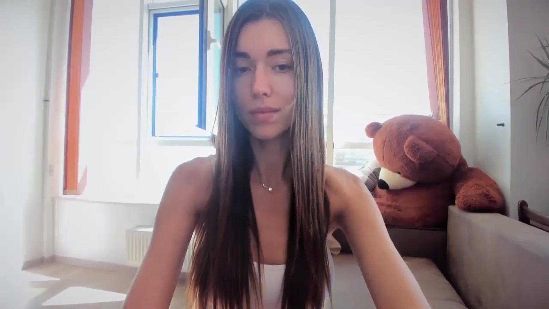 Gallery image thumbnail from laurensaenz's myfreecams stream on, 08/25/2025, 08:24 image 14 of 20