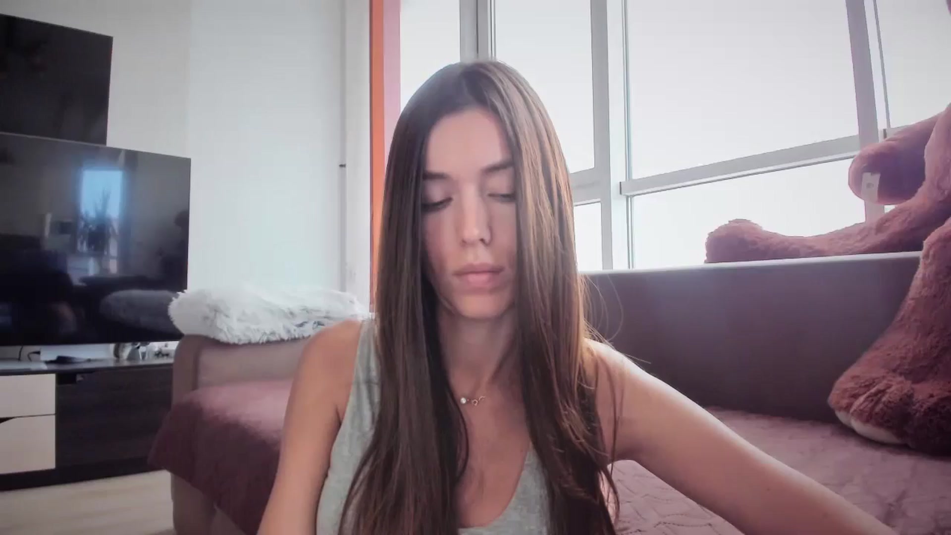 Gallery image thumbnail from laurensaenz's myfreecams stream on, 09/10/2025, 08:40 image 20 of 20