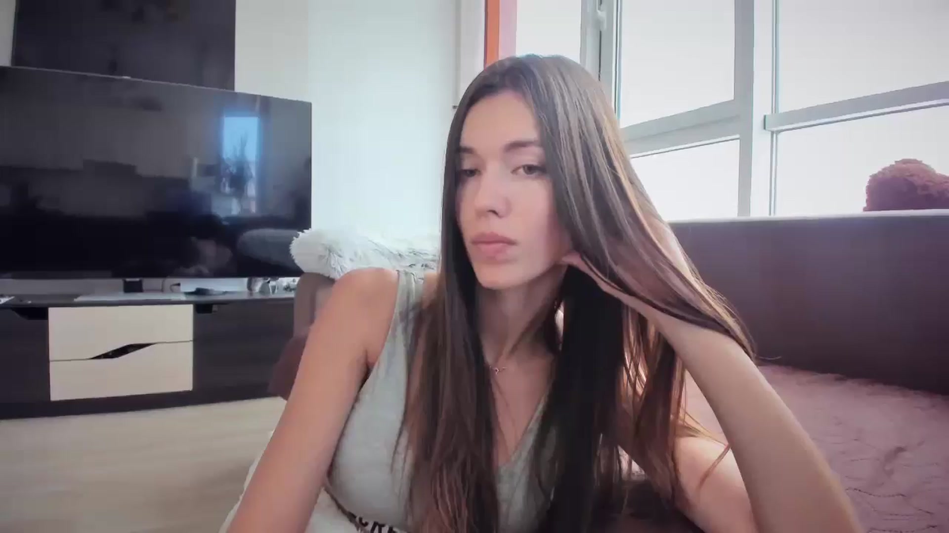Gallery image thumbnail from laurensaenz's myfreecams stream on, 09/10/2025, 11:47 image 6 of 20
