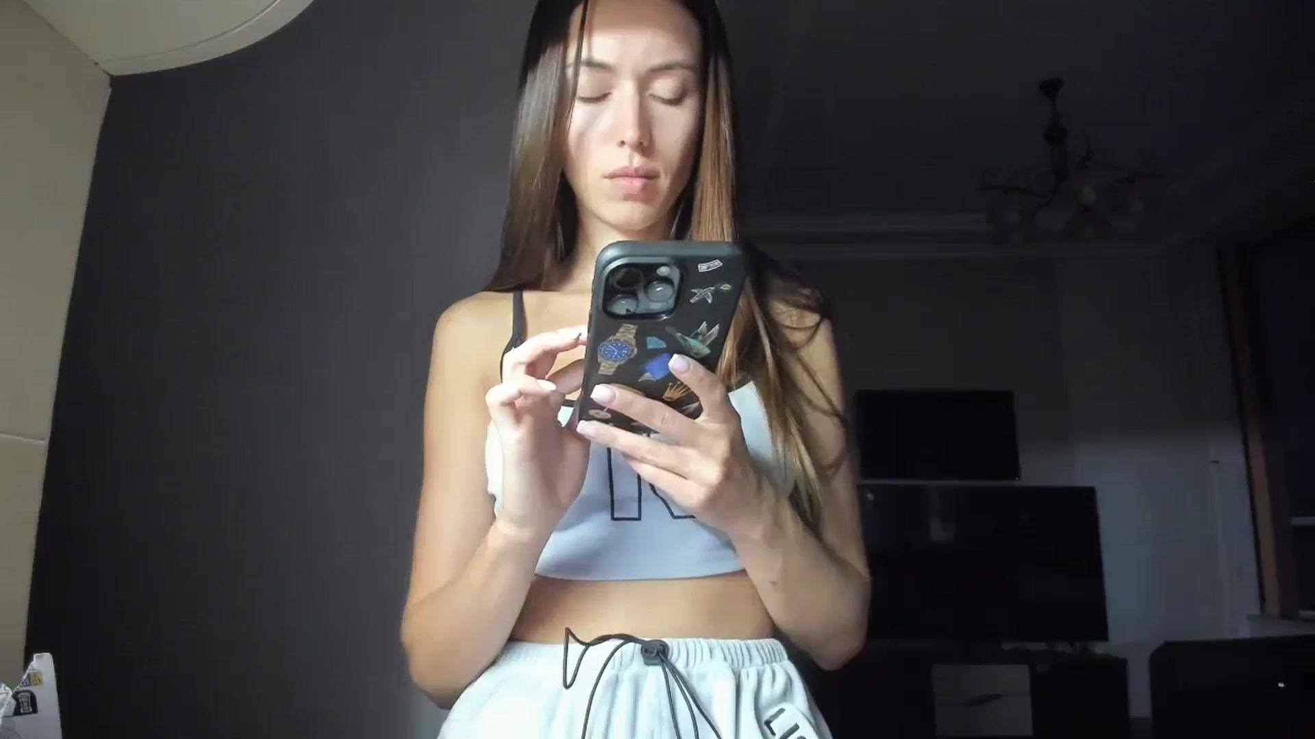 Gallery image thumbnail from laurensaenz's myfreecams stream on, 09/22/2025, 17:07 image 8 of 20