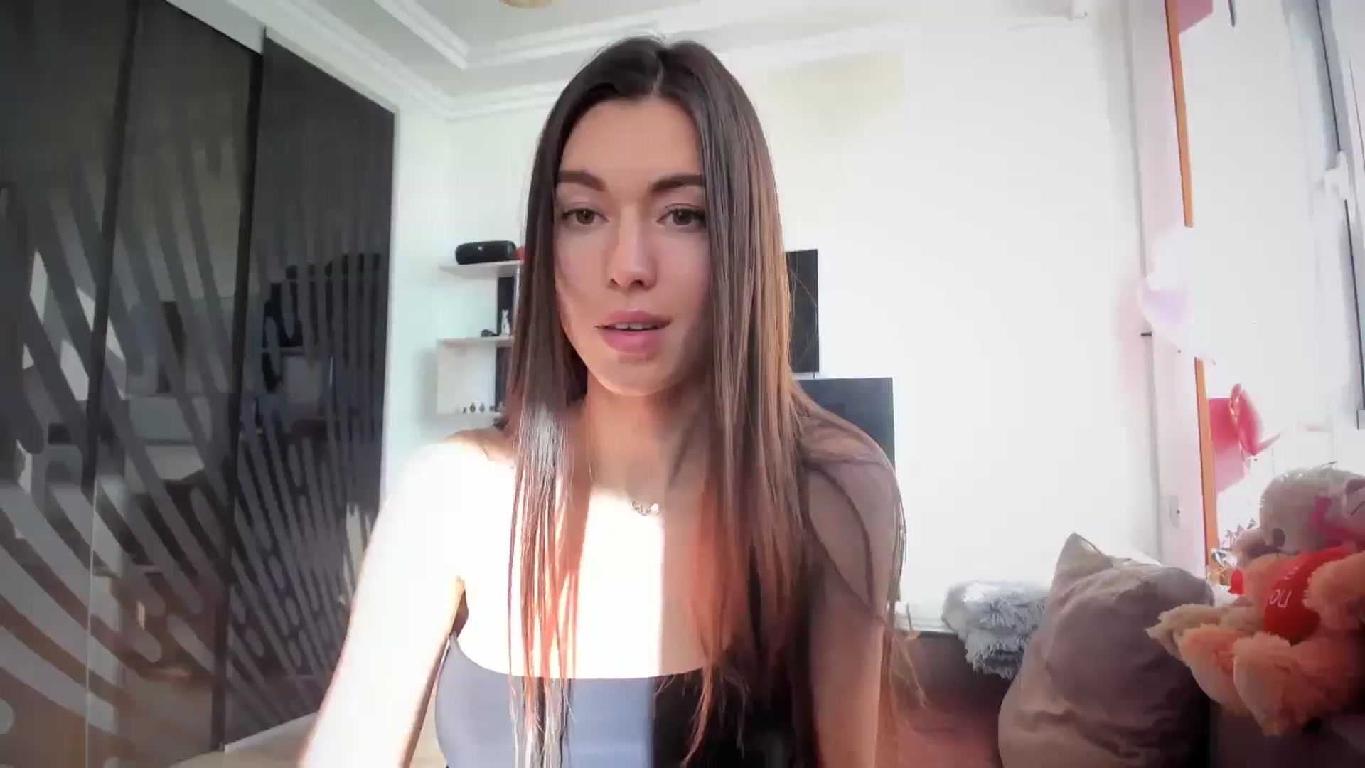 Gallery image thumbnail from laurensaenz's myfreecams stream on, 09/29/2025, 06:25 image 10 of 20