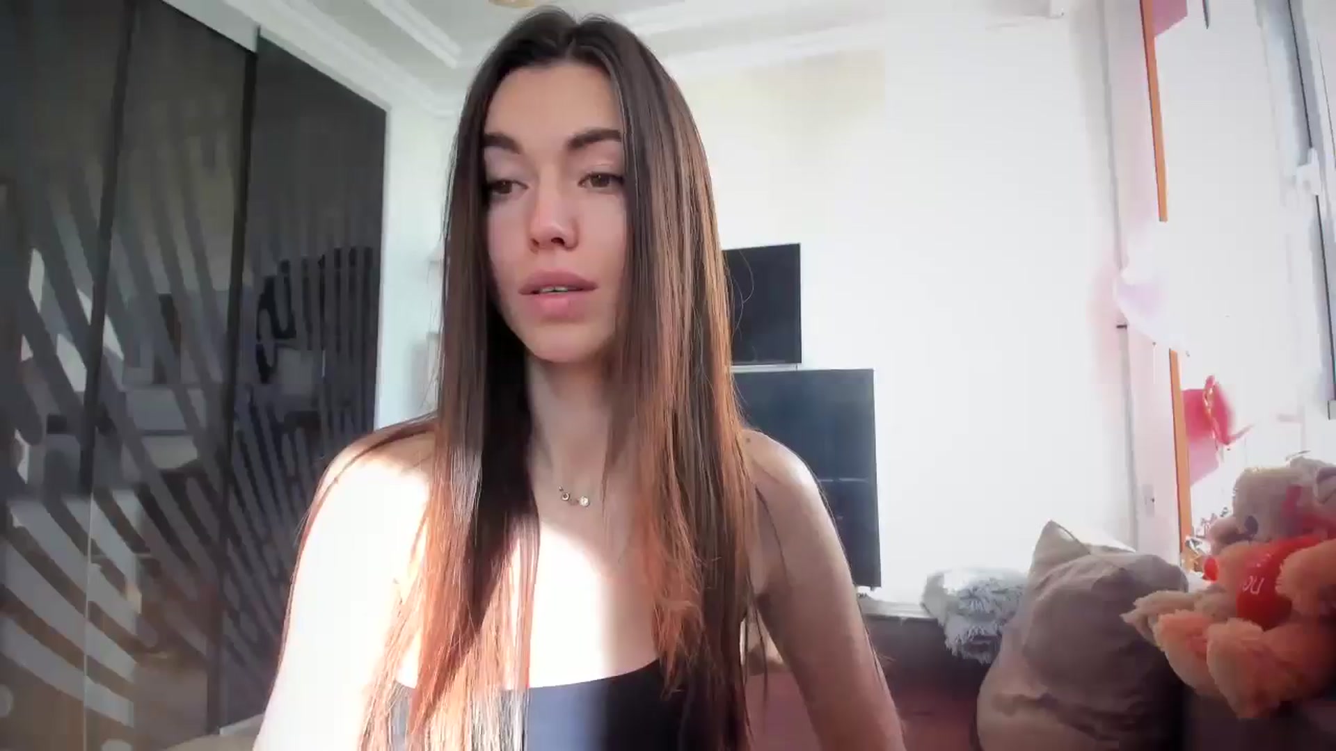 Gallery image thumbnail from laurensaenz's myfreecams stream on, 09/29/2025, 06:25 image 17 of 20