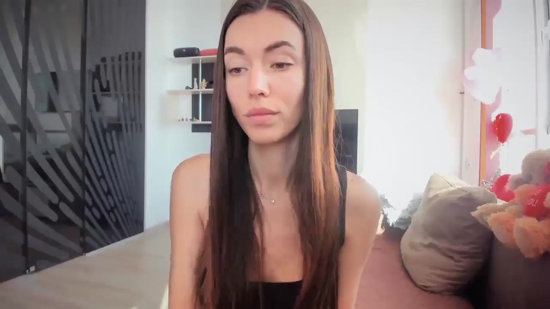 Gallery image thumbnail from laurensaenz's myfreecams stream on, 09/29/2025, 08:07 image 7 of 20