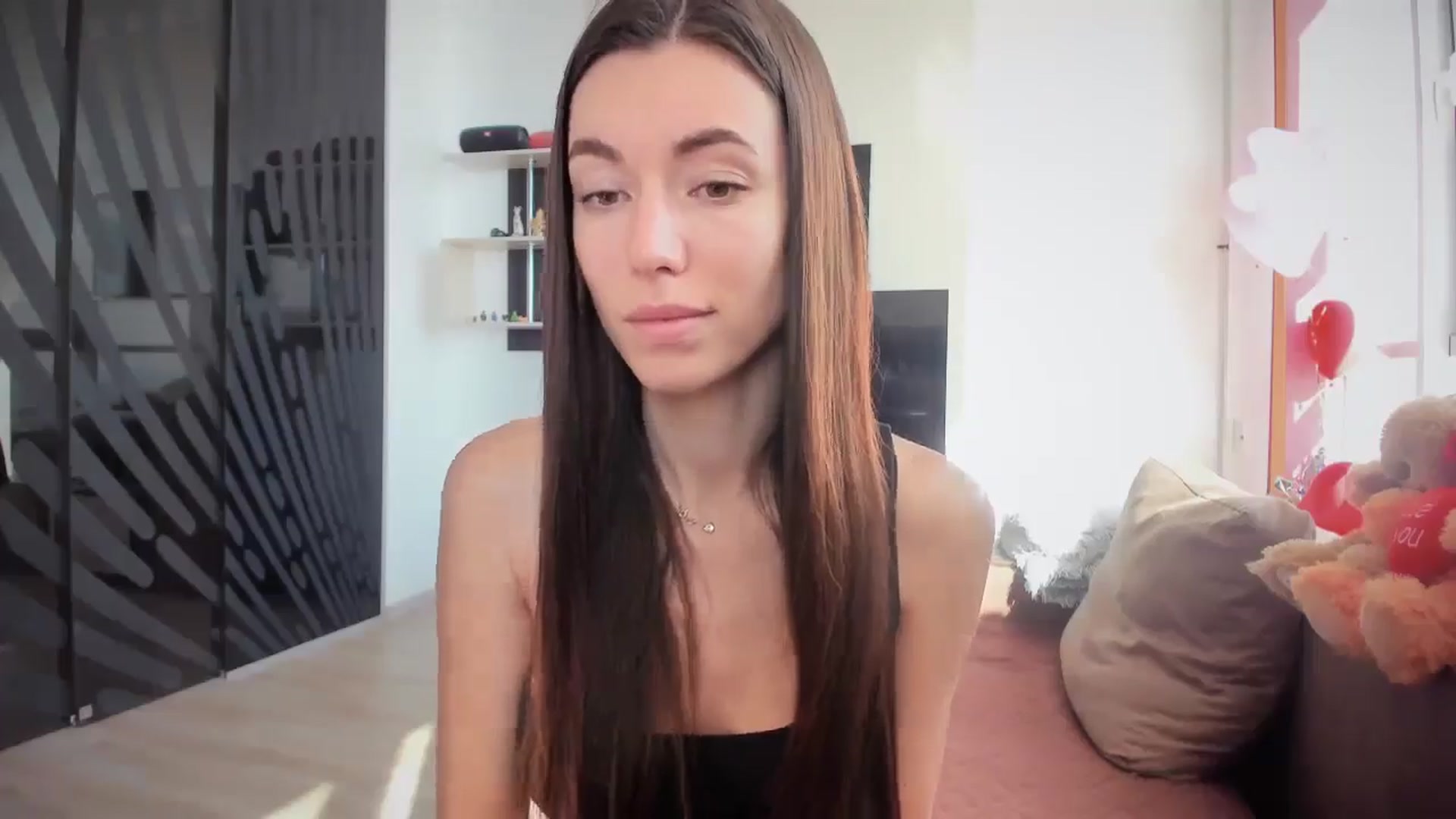 Gallery image thumbnail from laurensaenz's myfreecams stream on, 09/29/2025, 08:07 image 5 of 20
