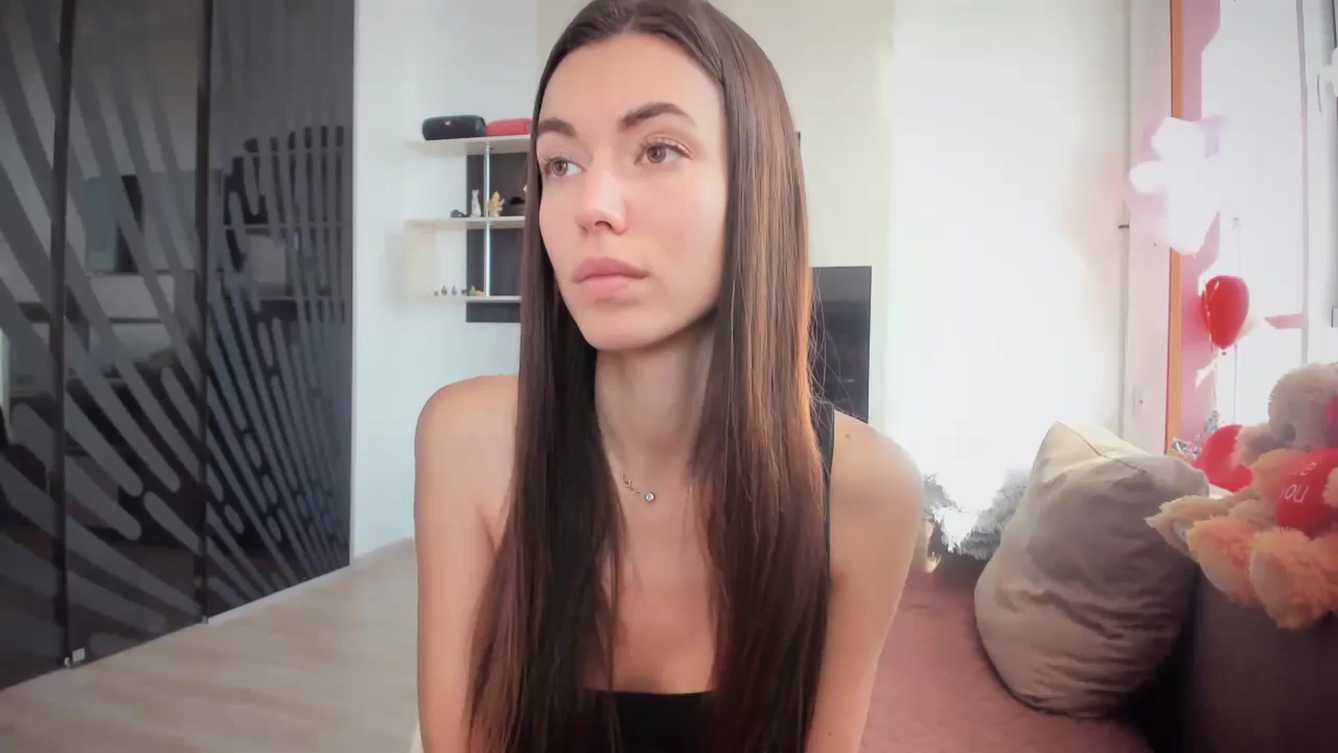 Gallery image thumbnail from laurensaenz's myfreecams stream on, 09/29/2025, 08:07 image 8 of 20