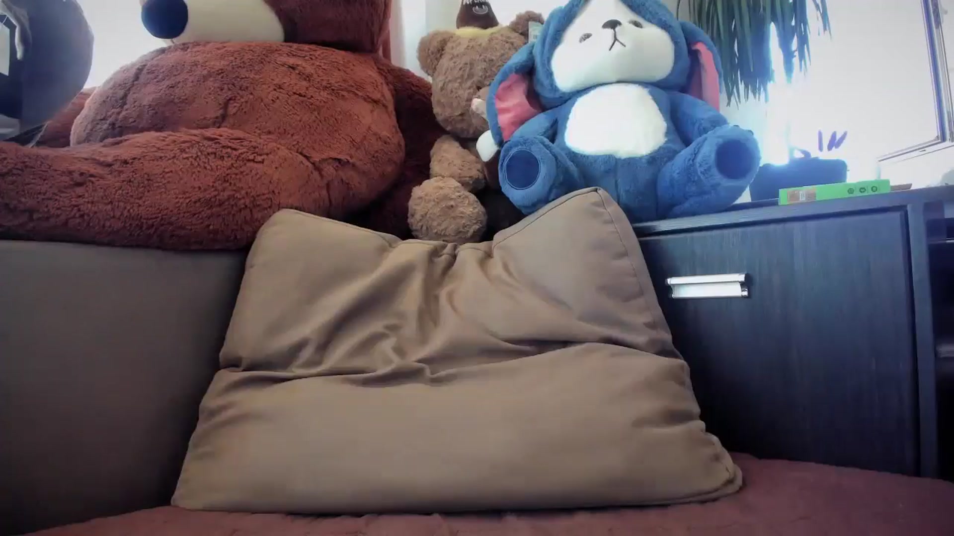 Gallery image thumbnail from laurensaenz's myfreecams stream on, 10/05/2025, 09:09 image 16 of 20