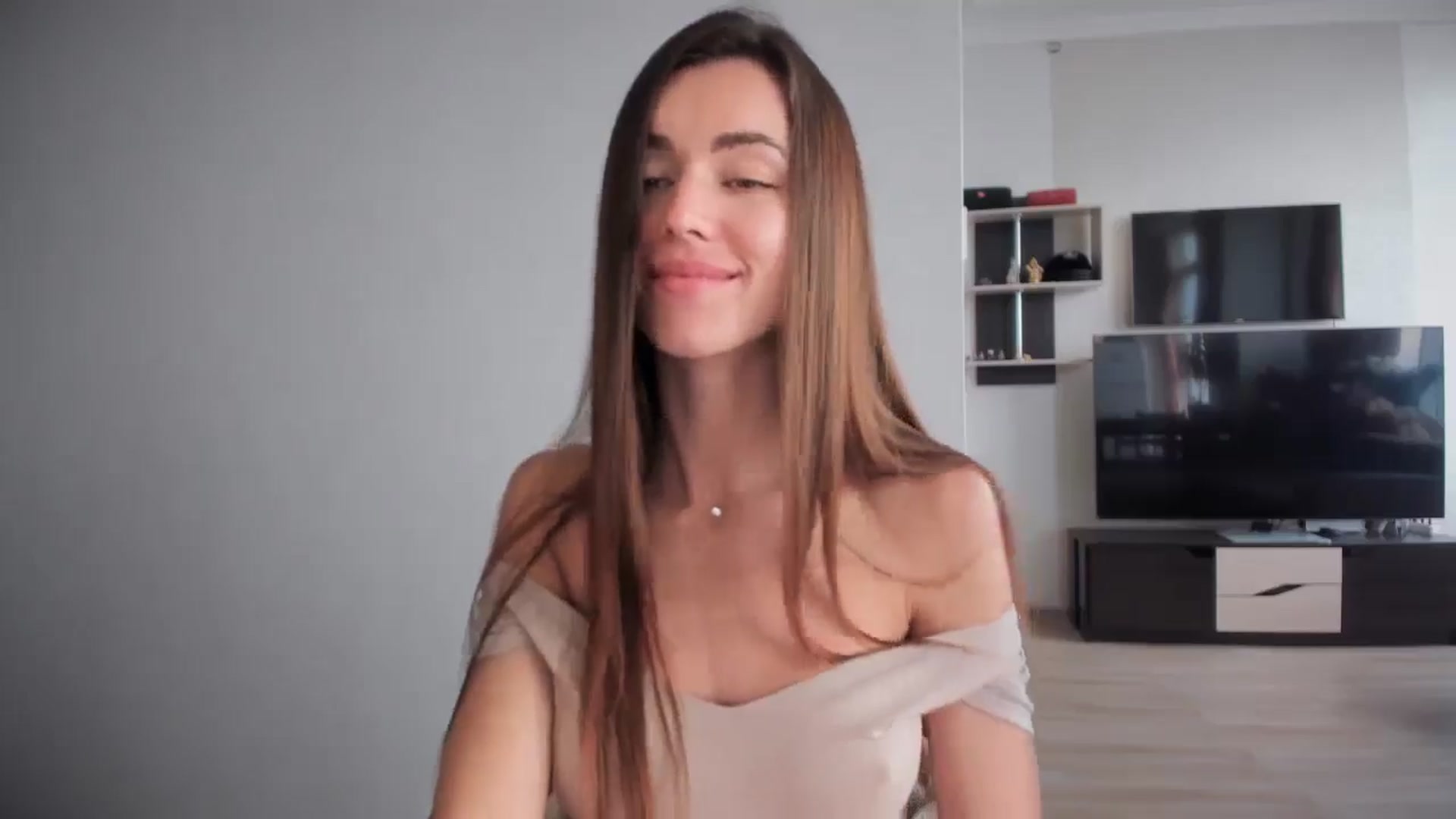 Gallery image thumbnail from laurensaenz's myfreecams stream on, 10/10/2025, 06:29 image 4 of 20
