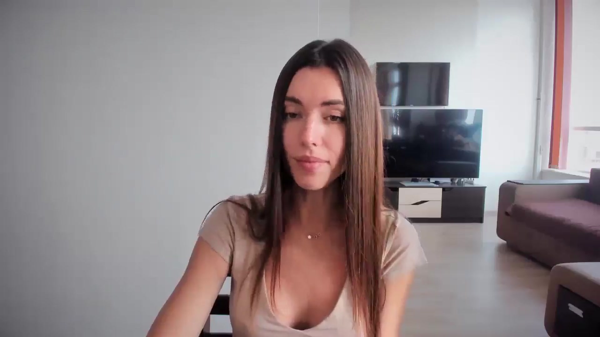 Gallery image thumbnail from laurensaenz's myfreecams stream on, 10/10/2025, 08:52 image 6 of 20
