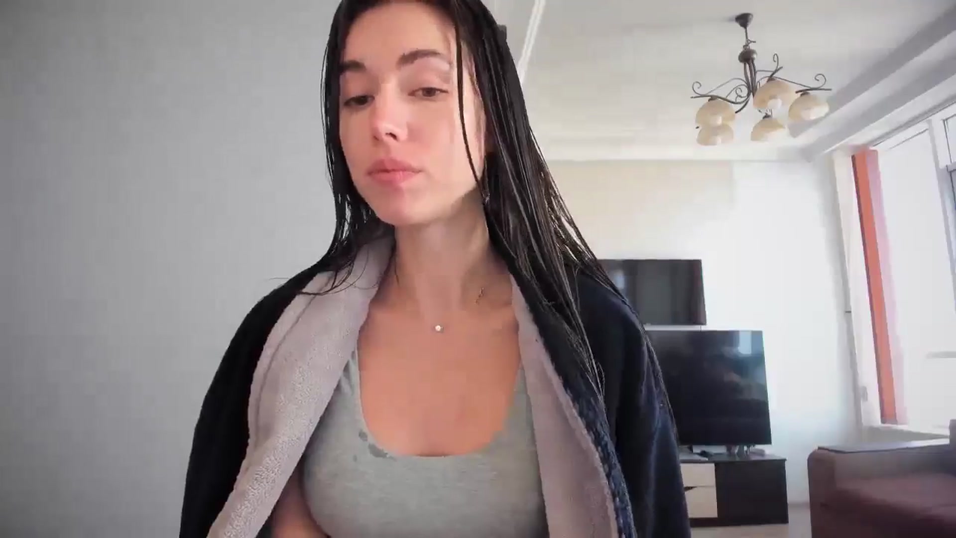 Gallery image thumbnail from laurensaenz's myfreecams stream on, 10/16/2025, 14:50 image 3 of 20