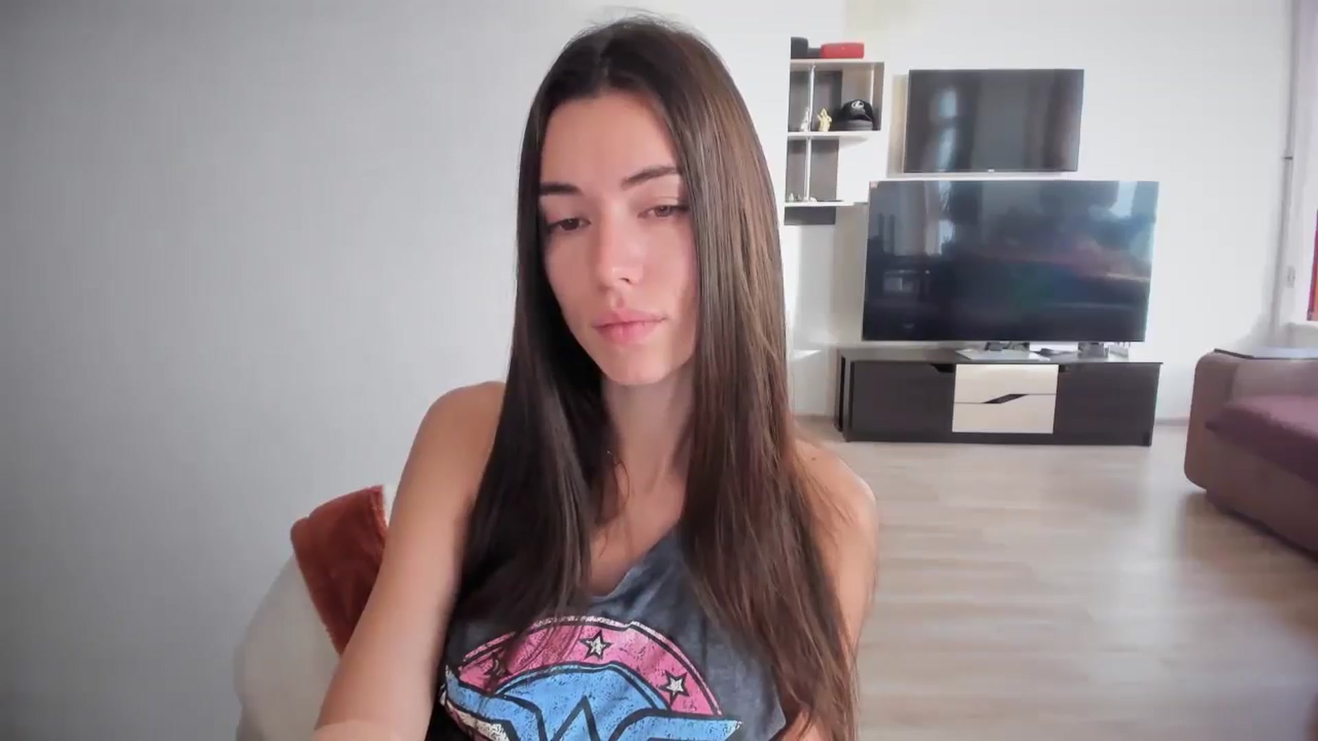 Gallery image thumbnail from laurensaenz's myfreecams stream on, 10/19/2025, 05:58 image 14 of 20
