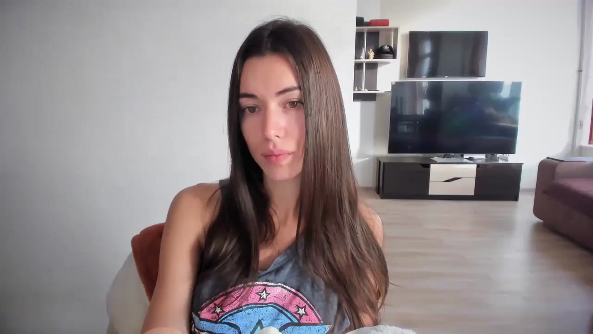 Gallery image thumbnail from laurensaenz's myfreecams stream on, 10/19/2025, 05:58 image 17 of 20