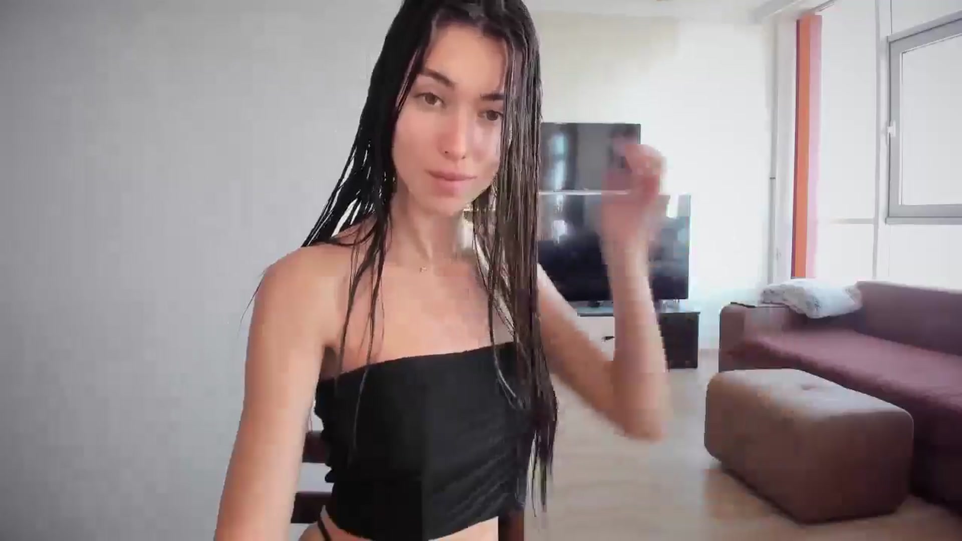 Gallery image thumbnail from laurensaenz's myfreecams stream on, 10/20/2025, 09:20 image 18 of 20