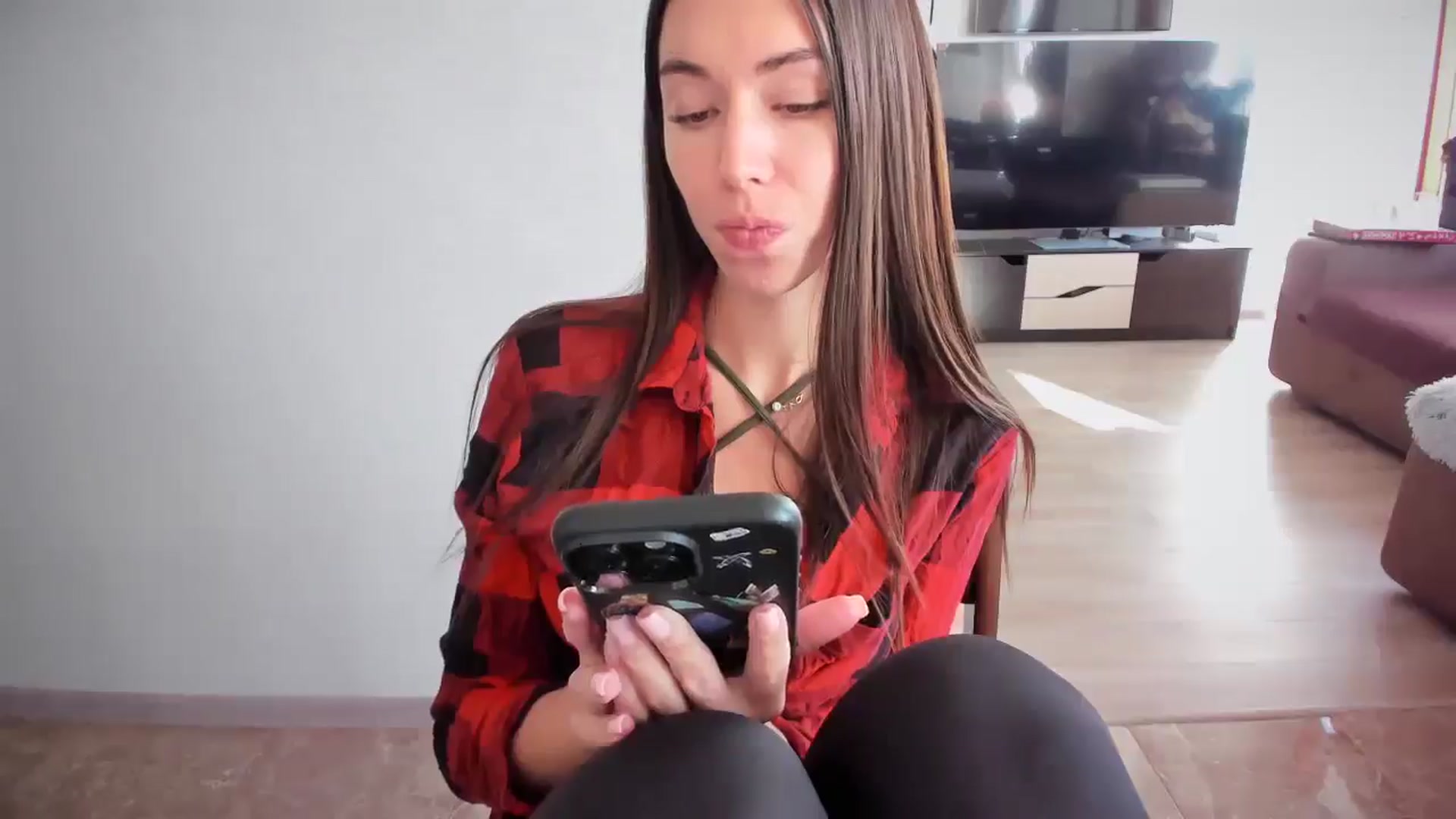 Gallery image thumbnail from laurensaenz's myfreecams stream on, 10/23/2025, 07:48 image 3 of 20