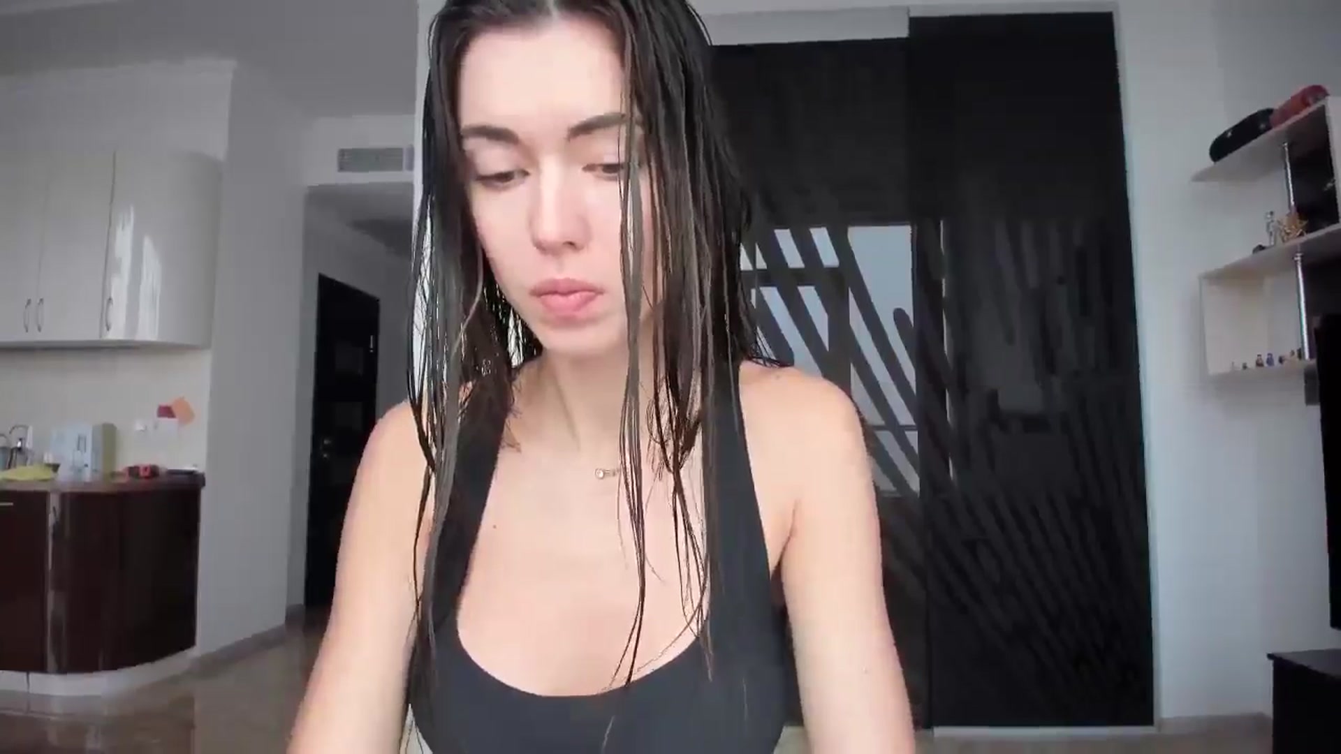 Gallery image thumbnail from laurensaenz's myfreecams stream on, 10/24/2025, 07:21 image 3 of 20
