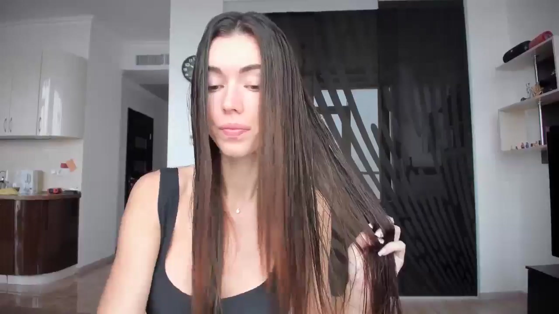 Gallery image thumbnail from laurensaenz's myfreecams stream on, 10/24/2025, 07:21 image 19 of 20