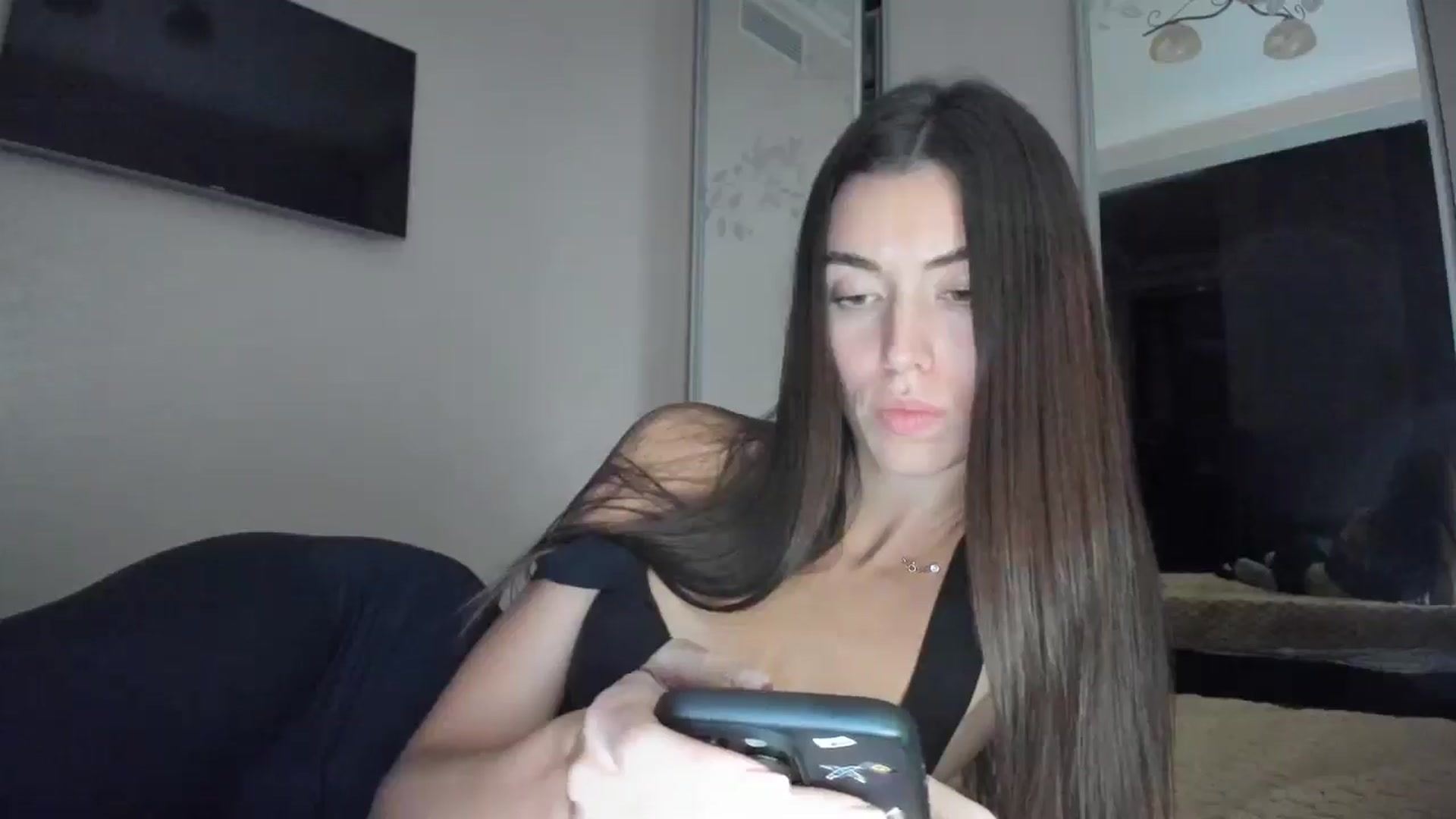 Gallery image thumbnail from laurensaenz's myfreecams stream on, 10/24/2025, 17:42 image 15 of 20