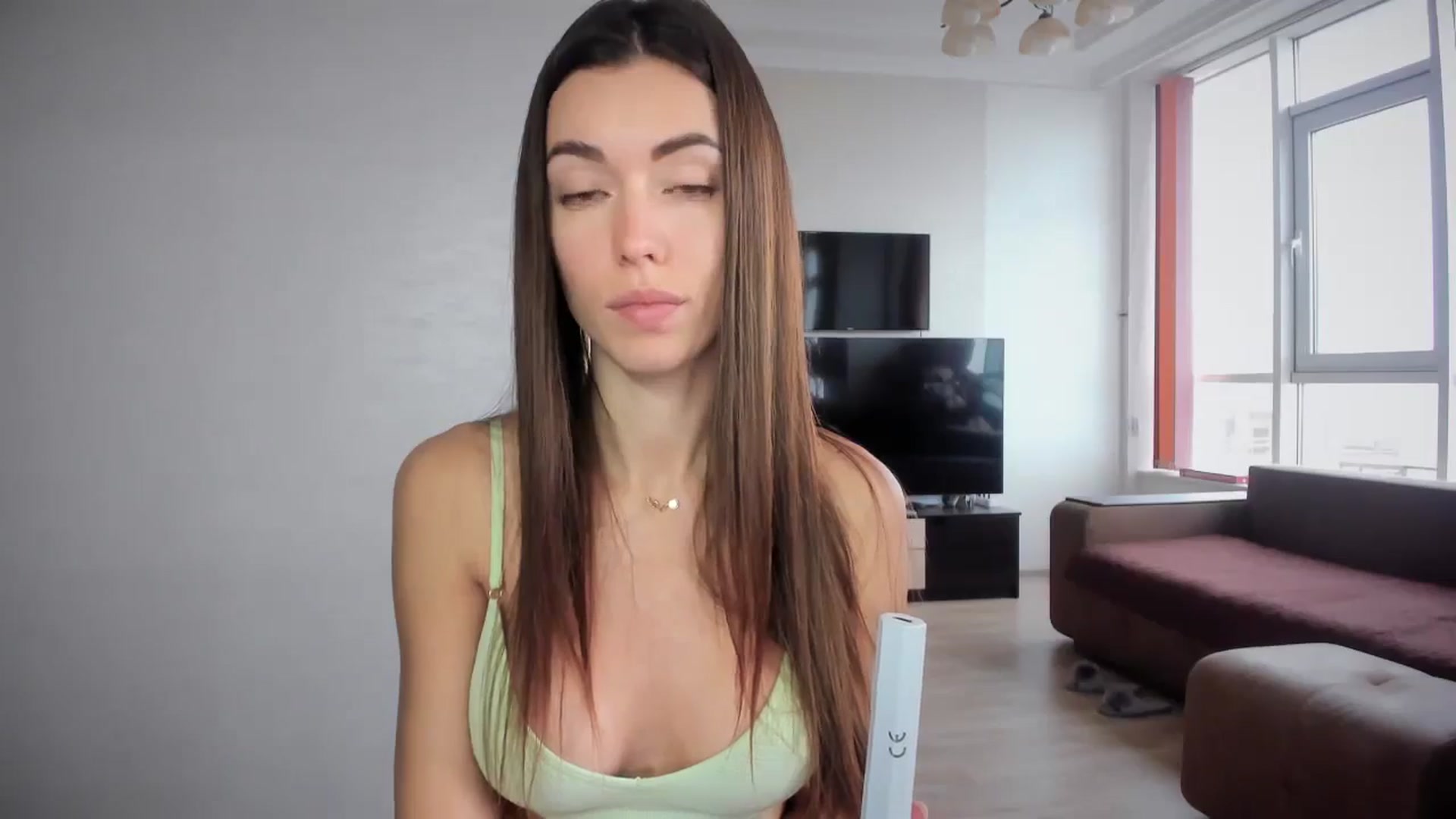 Gallery image thumbnail from laurensaenz's myfreecams stream on, 10/28/2025, 09:03 image 9 of 20