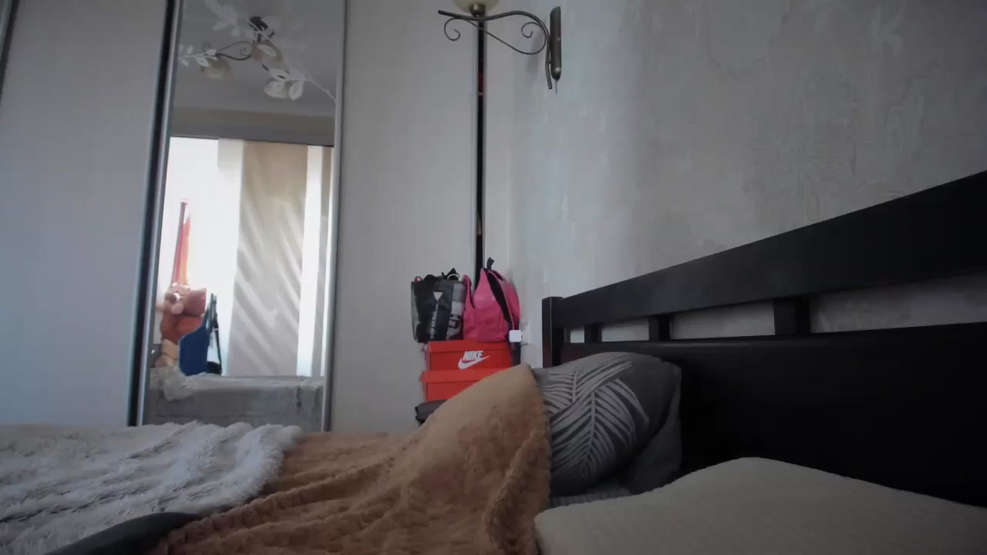 Gallery image thumbnail from laurensaenz's myfreecams stream on, 10/30/2025, 09:17 image 1 of 20